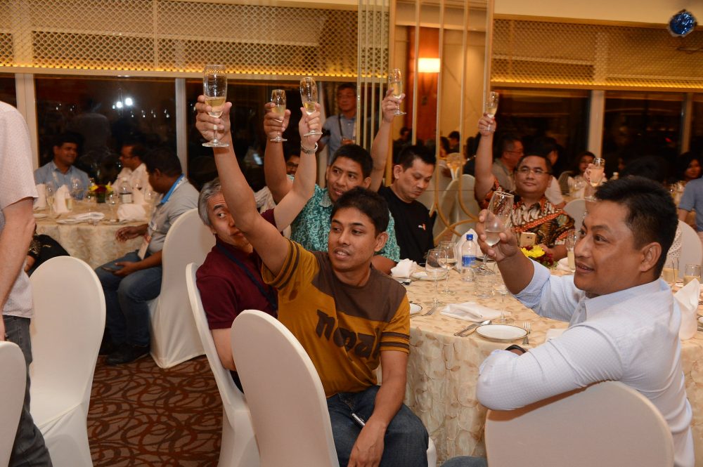 A toast to the successful IANA stewardship transition at the APNIC 42 opening social