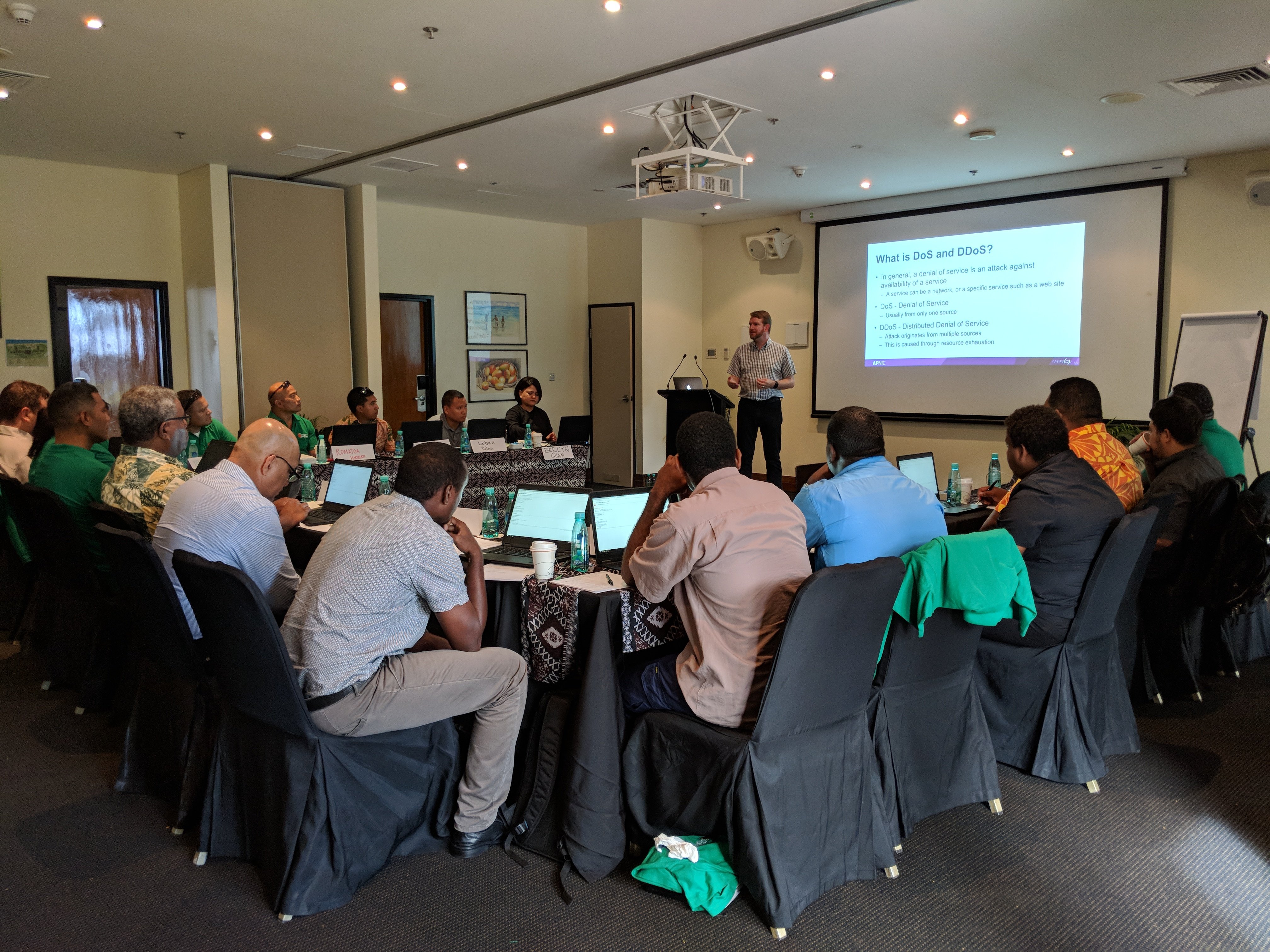 APNIC Security Specialist, Jamie Gillespie, presenting at a recent security workshop for non-technical people held in Tonga.