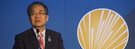 Prof Shigeki Goto, speaking at his induction to the Internet Hall of Fame in 2017. Image credit: Internet Society