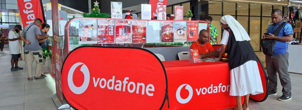 PNG-Vodafone-outlet-Moses_FT