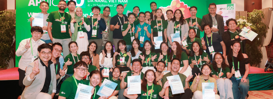 Banner image for Apply now for the 2026 APNIC Fellowship program article.