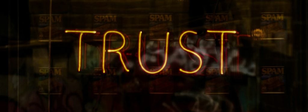 Trust-sign_ft